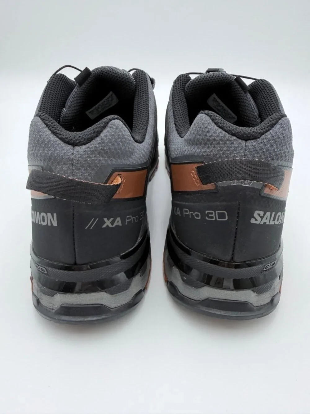 Salomon XA Pro 3D Mens Trail Running Shoes GoreTex Black Brown Size 11.5 Outsole